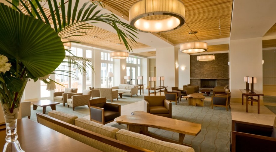 how do boutique hotels contribute to sustainable tourism